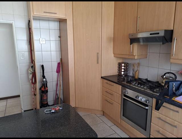 3 BEDROOM HOUSE FOR SALE IN PARKDENE